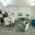 Rina At Aquamarine Διαμέρισμα