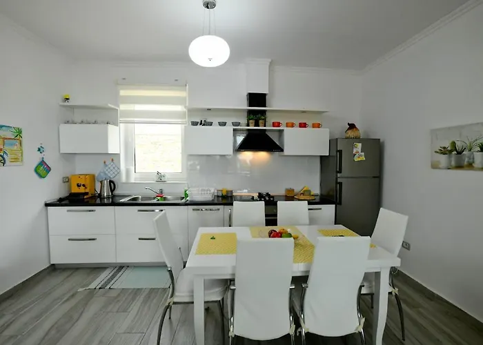 Rina At Aquamarine Vlorë