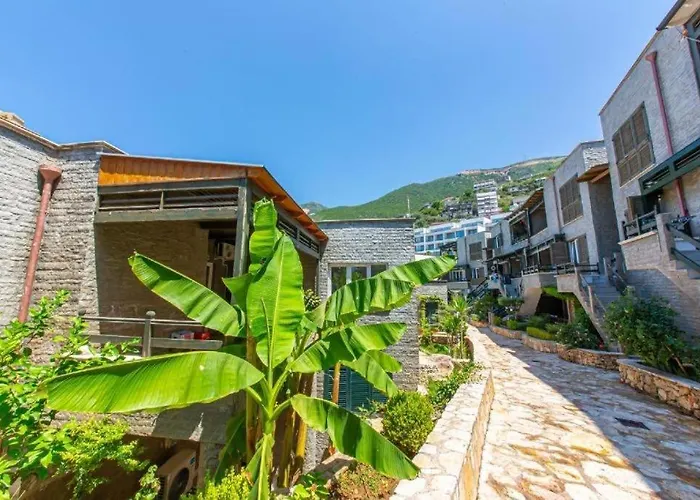 Daire Rina At Aquamarine *