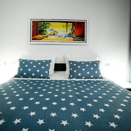 Rina At Aquamarine Apartment Vlore
