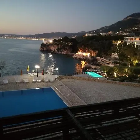 Apartment Rina At Aquamarine Vlore