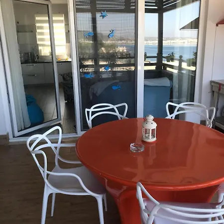 Rina At Aquamarine Διαμέρισμα