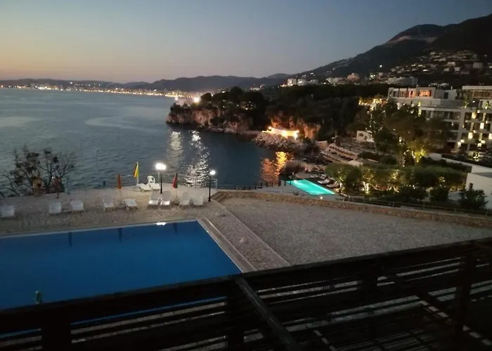 Apartment Rina At Aquamarine Vlorë
